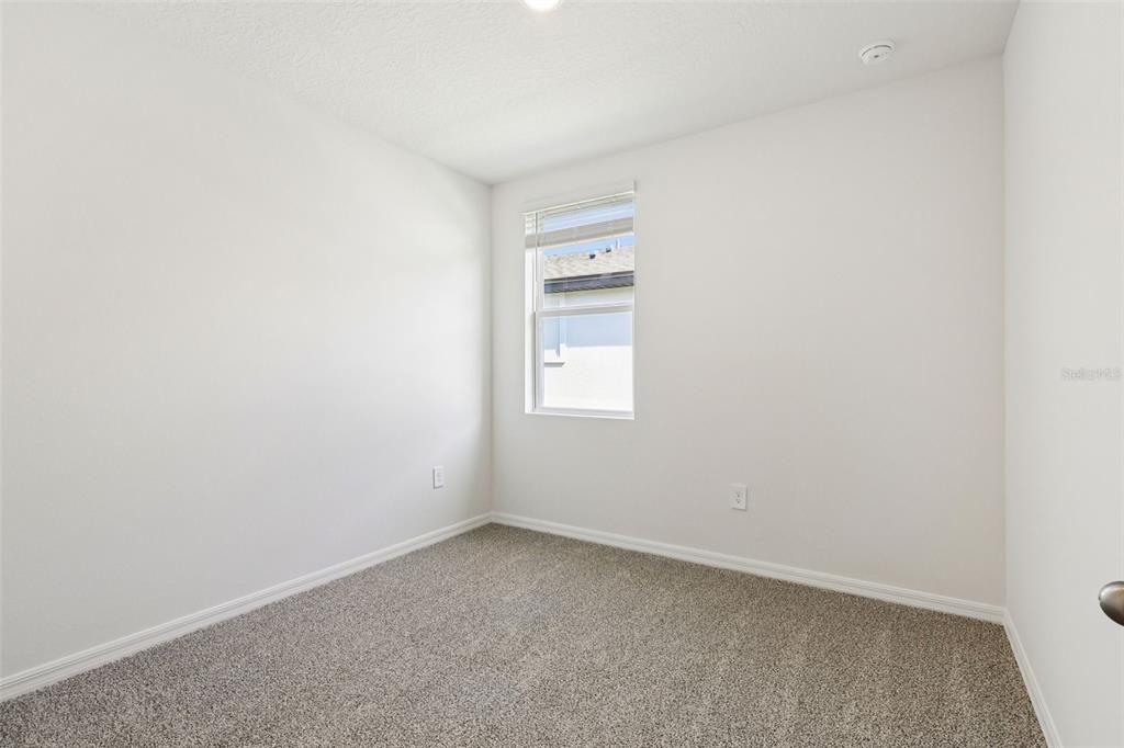 На продажу: $296,070 (3 спален, 2 ванн, 1483 Квадратных фут)