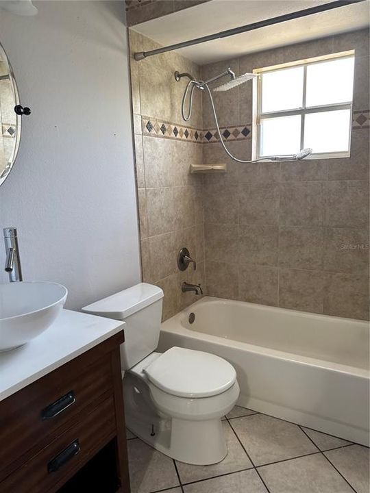 For Rent: $2,300 (4 beds, 2 baths, 1660 Square Feet)
