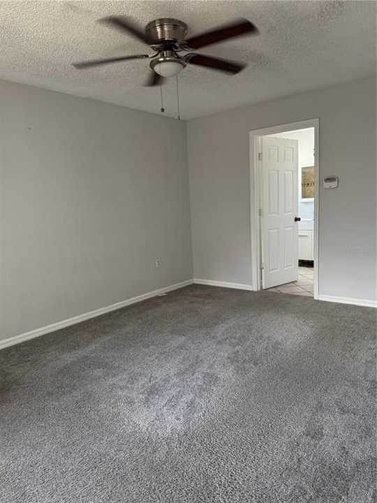 For Rent: $2,300 (4 beds, 2 baths, 1660 Square Feet)