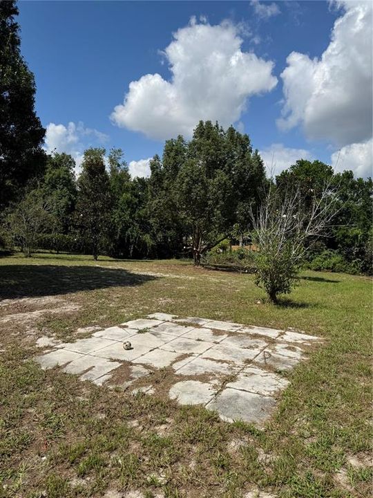 For Rent: $2,300 (4 beds, 2 baths, 1660 Square Feet)