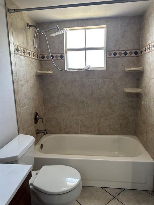 For Rent: $2,300 (4 beds, 2 baths, 1660 Square Feet)