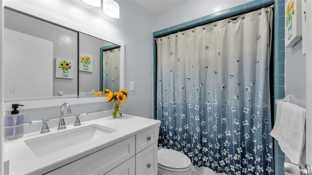 На продажу: $249,900 (3 спален, 2 ванн, 1936 Квадратных фут)