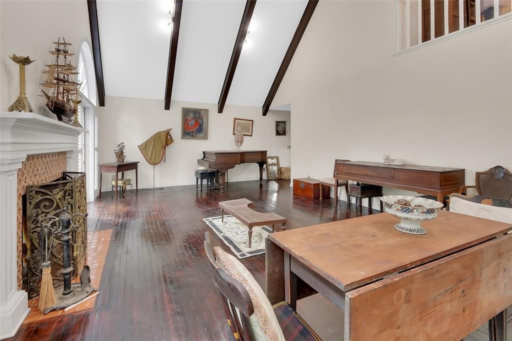 待售: $449,000 (3 贝兹, 2 浴室, 2369 平方英尺)