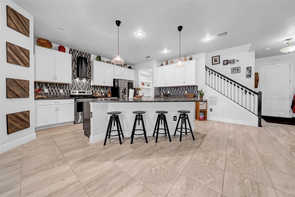 待售: $669,000 (4 贝兹, 3 浴室, 2587 平方英尺)