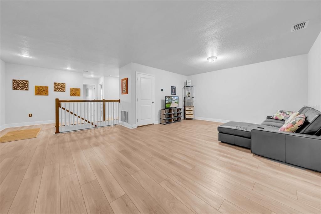 待售: $669,000 (4 贝兹, 3 浴室, 2587 平方英尺)