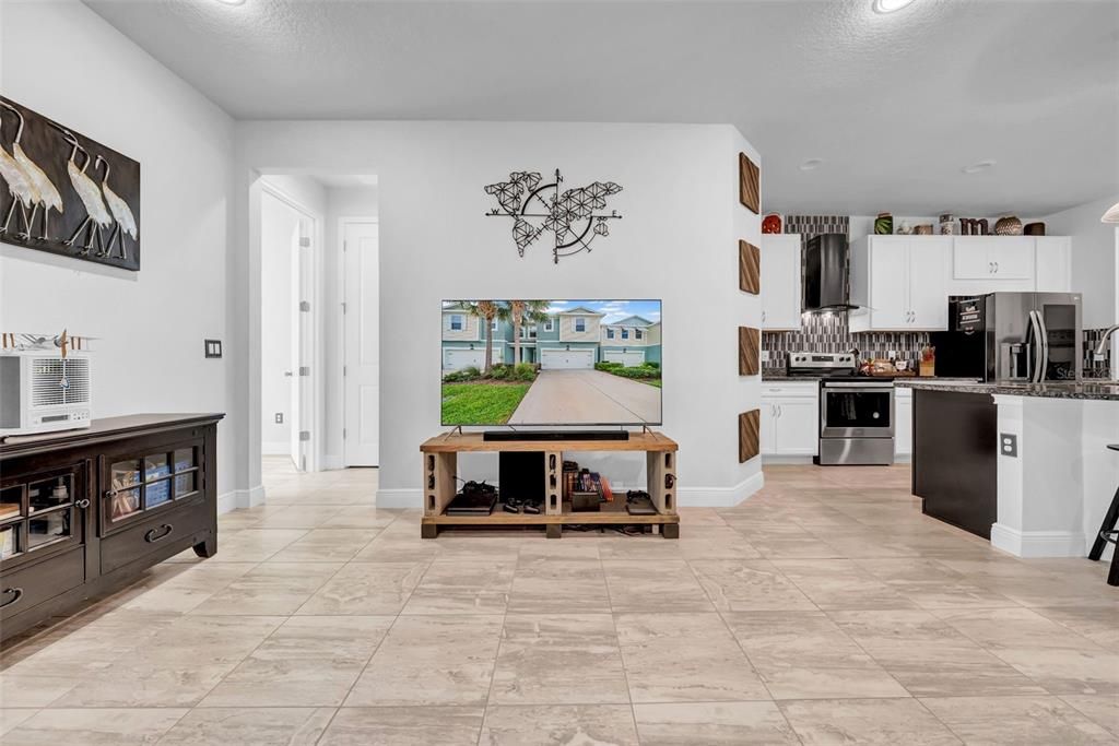 待售: $669,000 (4 贝兹, 3 浴室, 2587 平方英尺)