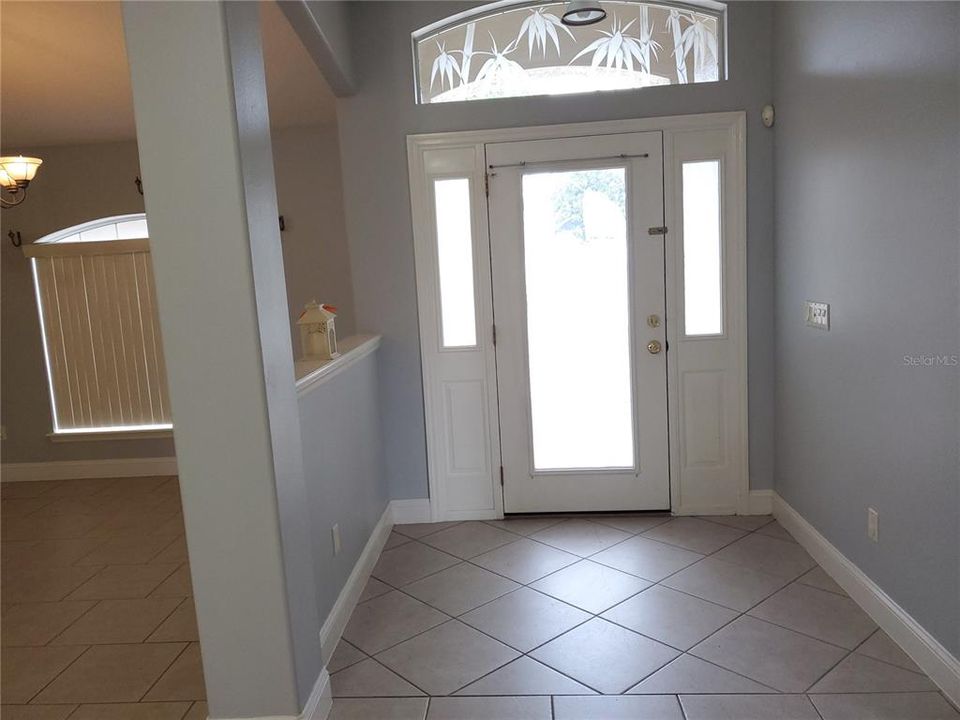 В аренду: $1,850 (3 спален, 2 ванн, 1775 Квадратных фут)