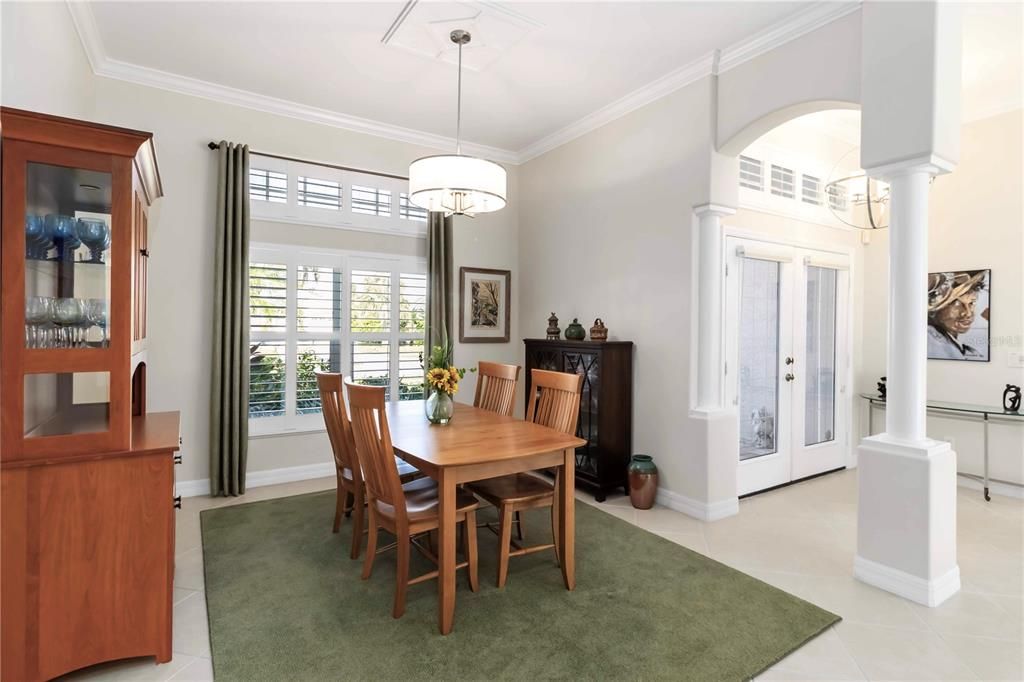 合同活跃: $519,000 (3 贝兹, 2 浴室, 2150 平方英尺)