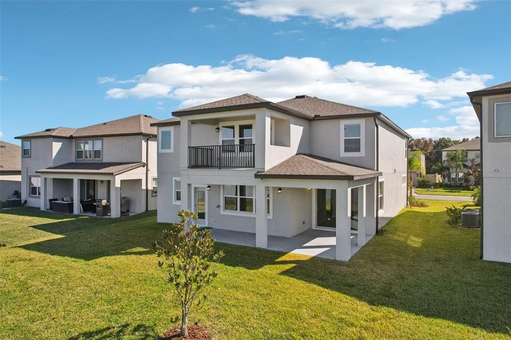 合同活跃: $650,000 (5 贝兹, 4 浴室, 3559 平方英尺)