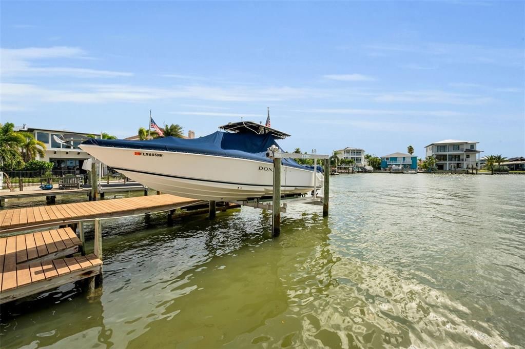 For Sale: $1,100,000 (5 beds, 4 baths, 3302 Square Feet)