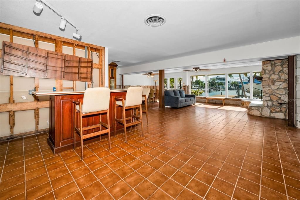 For Sale: $1,100,000 (5 beds, 4 baths, 3302 Square Feet)