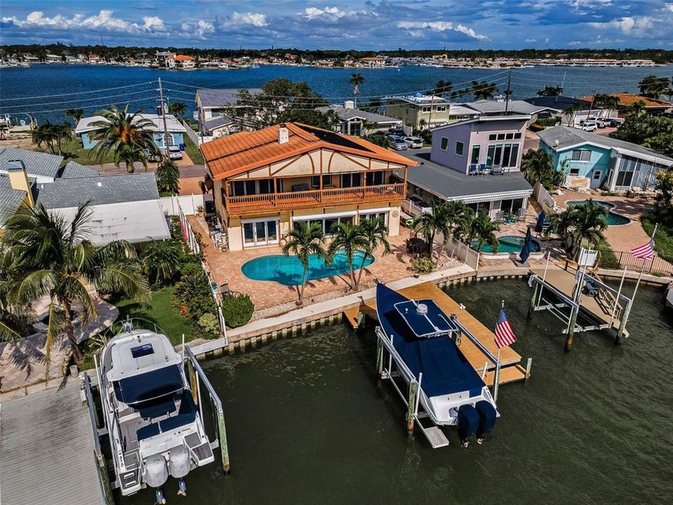 For Sale: $1,100,000 (5 beds, 4 baths, 3302 Square Feet)