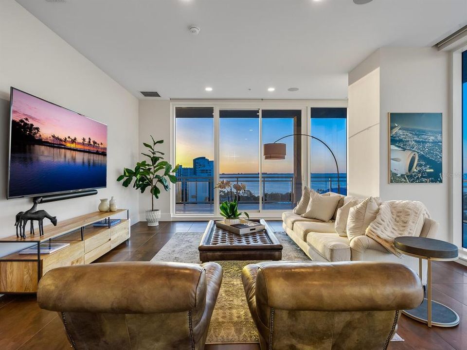 En Venta: $4,500,000 (3 camas, 3 baños, 3630 Pies cuadrados)