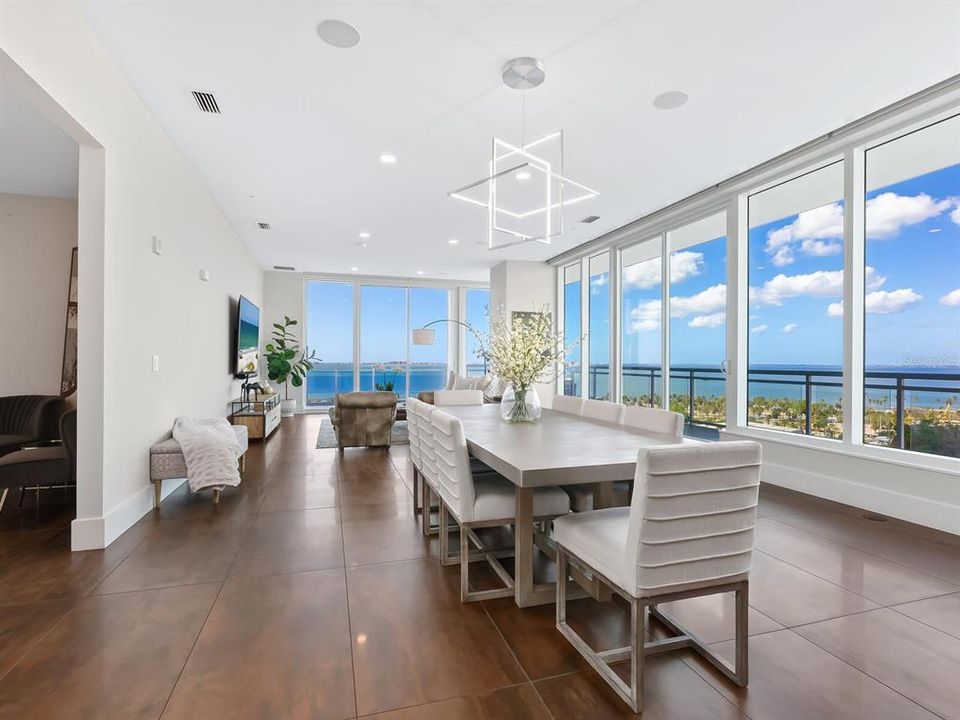 En Venta: $4,500,000 (3 camas, 3 baños, 3630 Pies cuadrados)