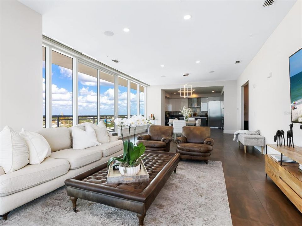 En Venta: $4,500,000 (3 camas, 3 baños, 3630 Pies cuadrados)