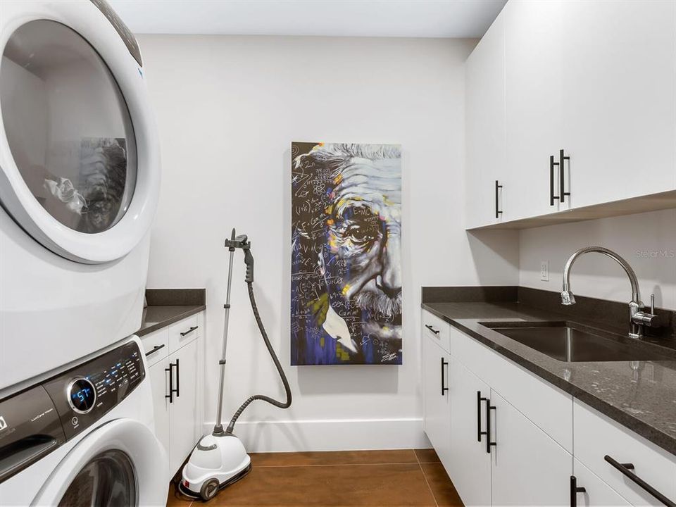 En Venta: $4,500,000 (3 camas, 3 baños, 3630 Pies cuadrados)