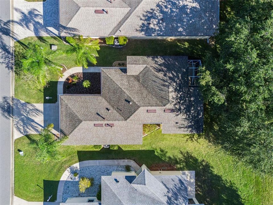 For Sale: $289,000 (2 beds, 2 baths, 1332 Square Feet)