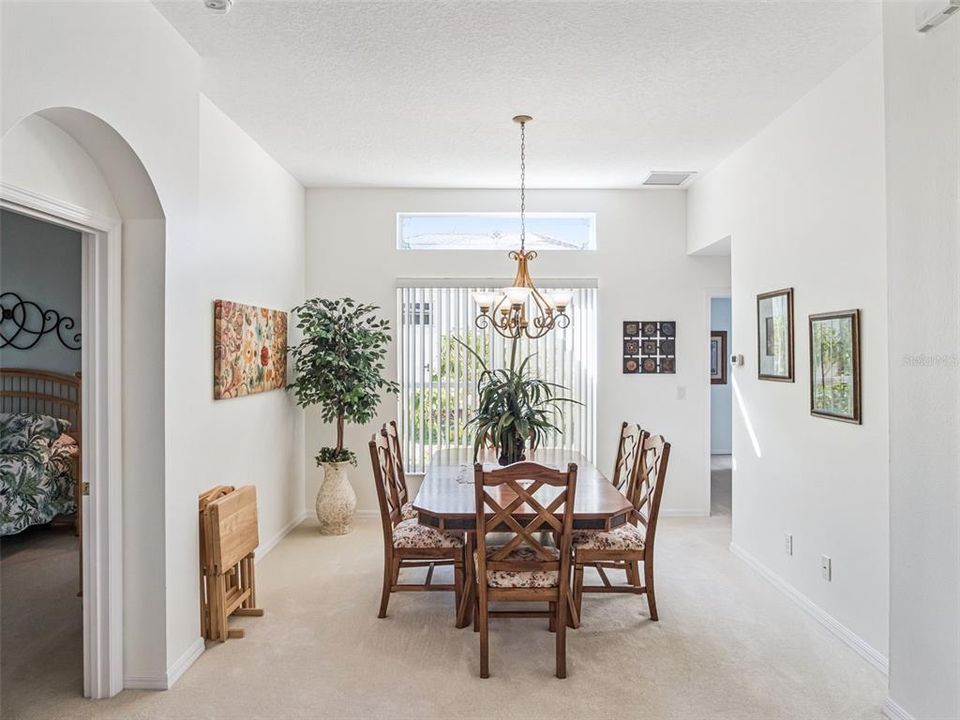 For Sale: $289,000 (2 beds, 2 baths, 1332 Square Feet)