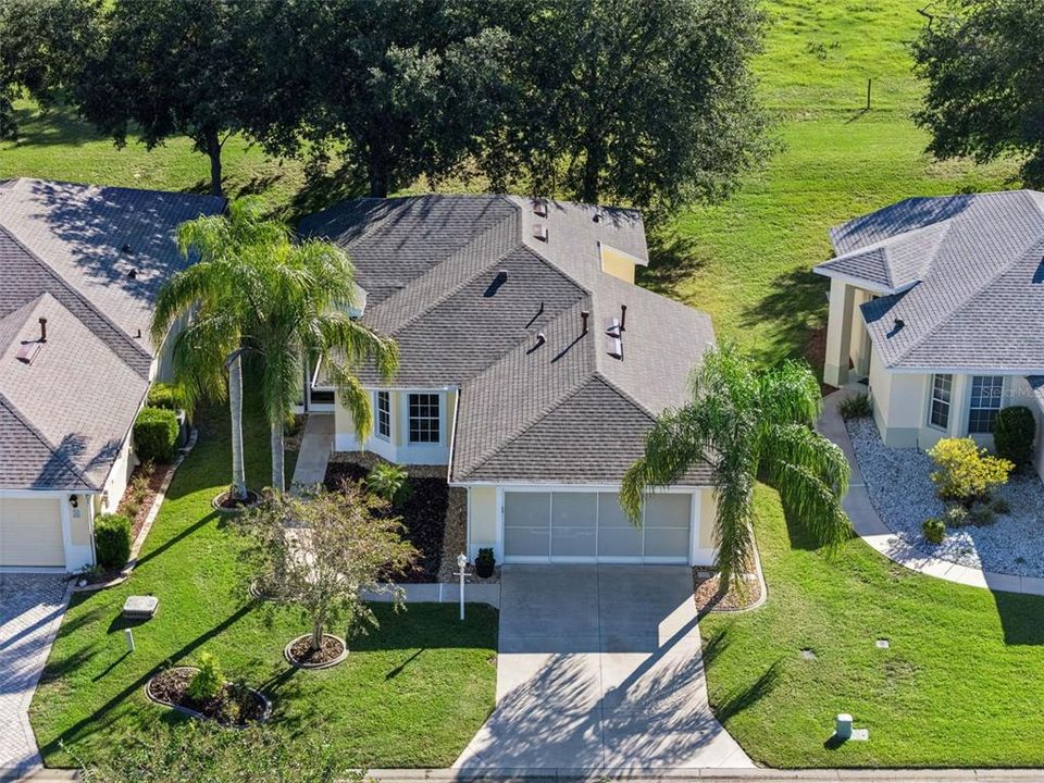 For Sale: $289,000 (2 beds, 2 baths, 1332 Square Feet)