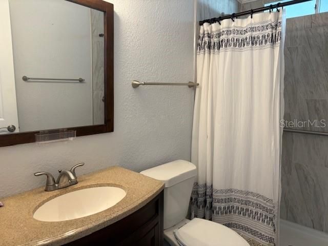 For Sale: $189,000 (2 beds, 2 baths, 812 Square Feet)