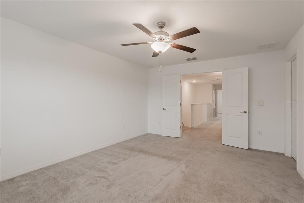 For Rent: $2,000 (3 beds, 2 baths, 1854 Square Feet)