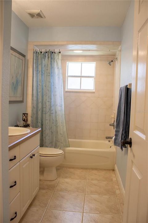 En Venta: $375,000 (3 camas, 2 baños, 2246 Pies cuadrados)