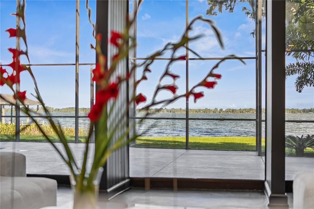 For Sale: $1,575,000 (7 beds, 5 baths, 7448 Square Feet)