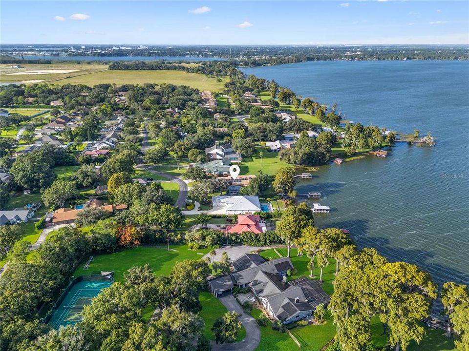 For Sale: $1,575,000 (7 beds, 5 baths, 7448 Square Feet)