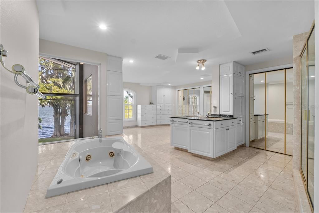 For Sale: $1,575,000 (7 beds, 5 baths, 7448 Square Feet)