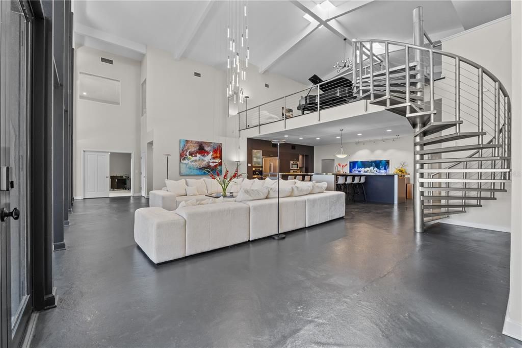 For Sale: $1,575,000 (7 beds, 5 baths, 7448 Square Feet)