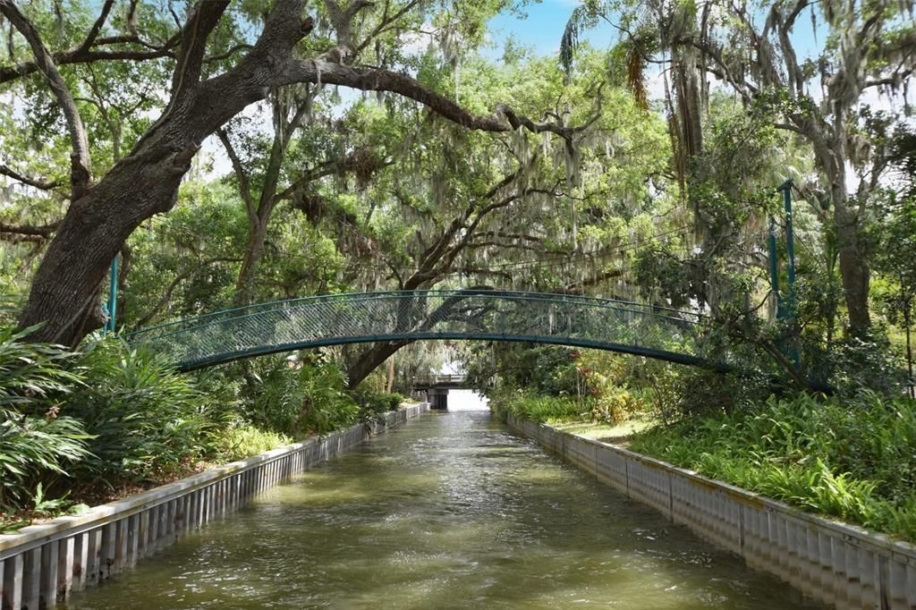 For Sale: $1,575,000 (7 beds, 5 baths, 7448 Square Feet)