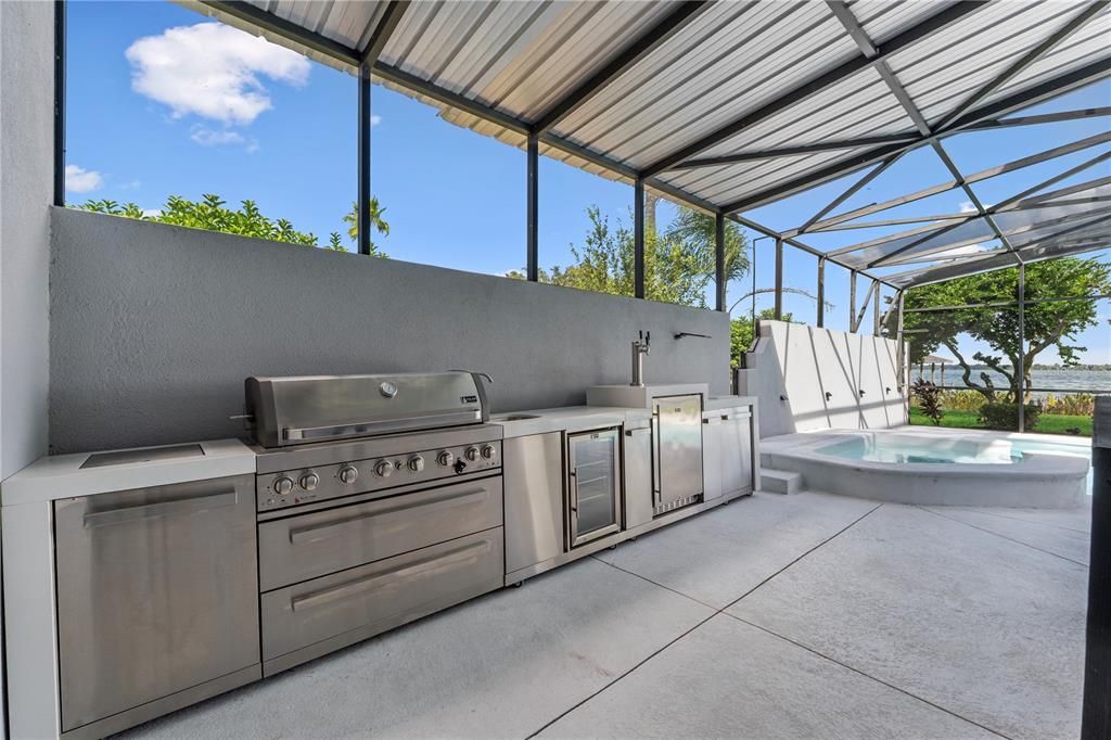 For Sale: $1,575,000 (7 beds, 5 baths, 7448 Square Feet)