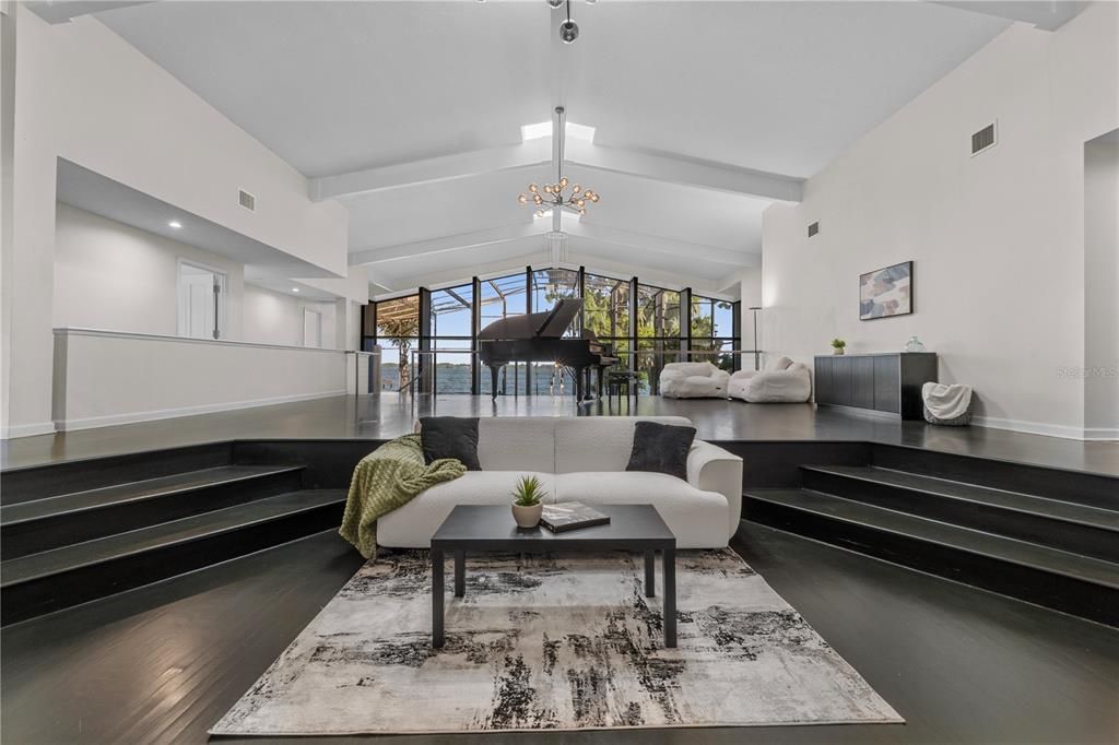 For Sale: $1,575,000 (7 beds, 5 baths, 7448 Square Feet)