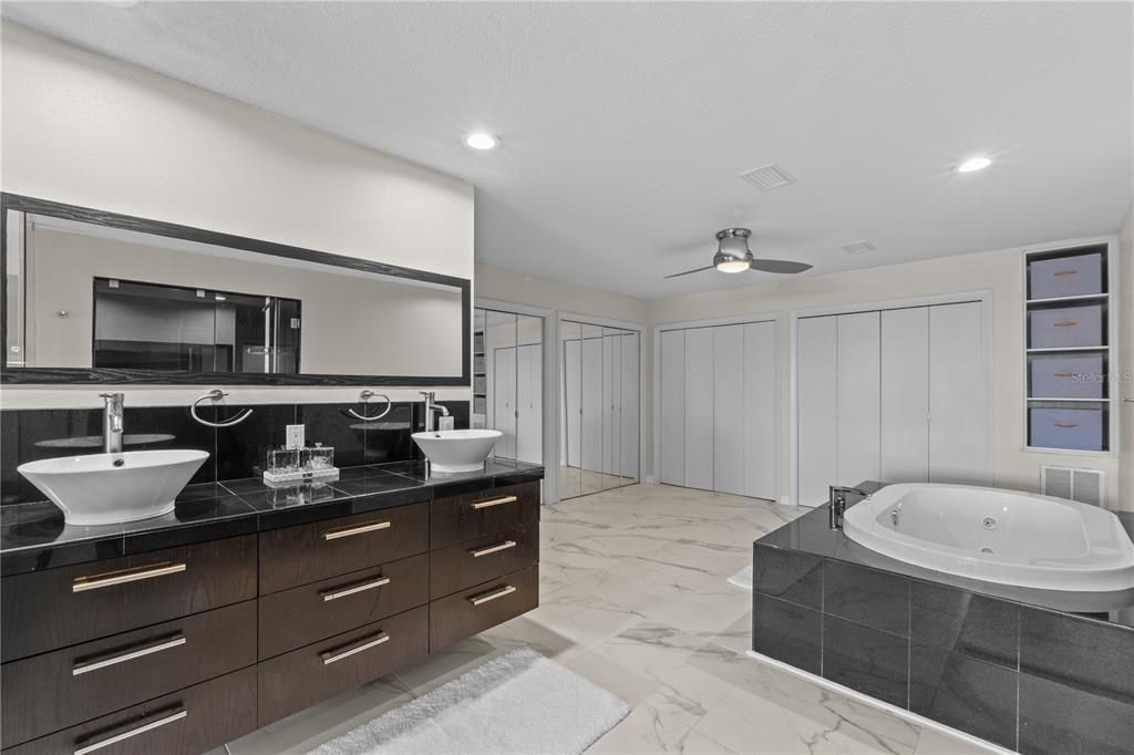 For Sale: $1,575,000 (7 beds, 5 baths, 7448 Square Feet)