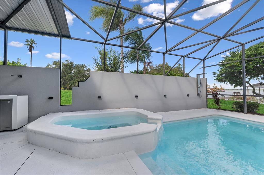 For Sale: $1,575,000 (7 beds, 5 baths, 7448 Square Feet)