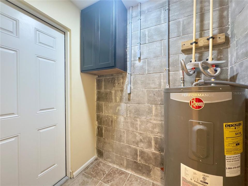 出租: $1,295 (2 贝兹, 1 浴室, 721 平方英尺)