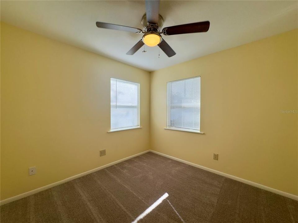 出租: $1,295 (2 贝兹, 1 浴室, 721 平方英尺)