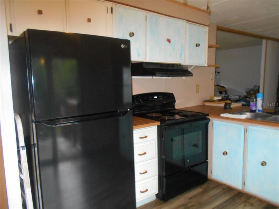 For Sale: $175,000 (3 beds, 2 baths, 1152 Square Feet)