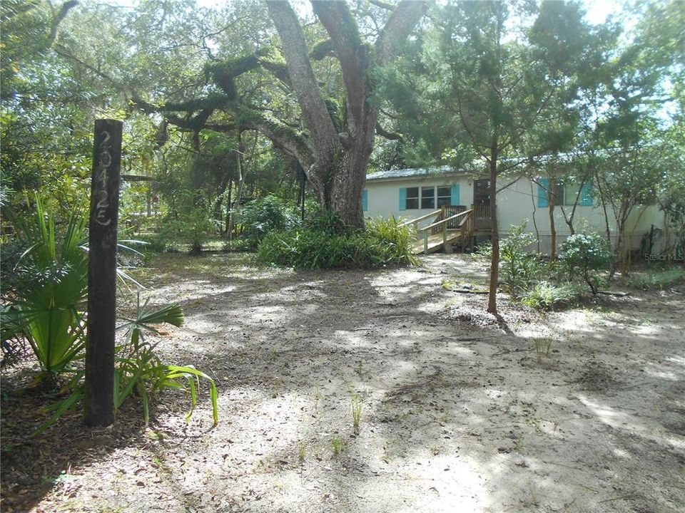 For Sale: $175,000 (3 beds, 2 baths, 1152 Square Feet)