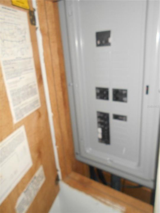 For Sale: $175,000 (3 beds, 2 baths, 1152 Square Feet)