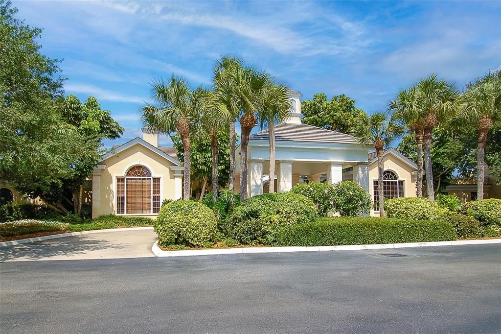 For Sale: $1,049,000 (3 beds, 3 baths, 3008 Square Feet)