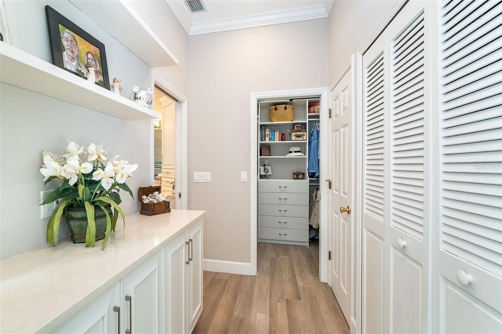 For Sale: $1,049,000 (3 beds, 3 baths, 3008 Square Feet)