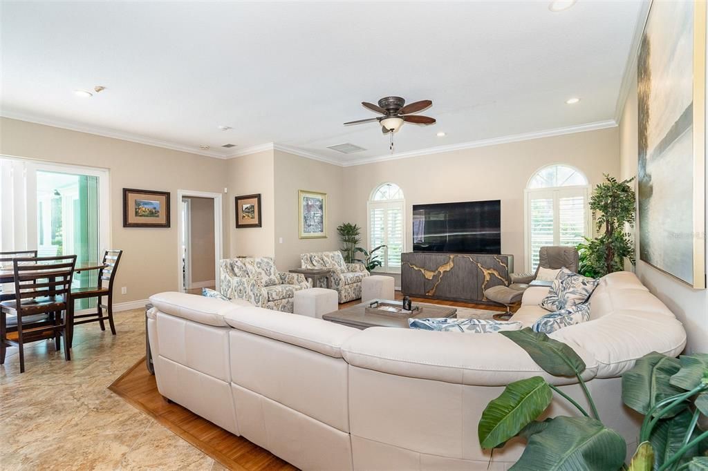 For Sale: $1,049,000 (3 beds, 3 baths, 3008 Square Feet)