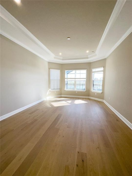 出租: $5,000 (3 贝兹, 3 浴室, 2275 平方英尺)