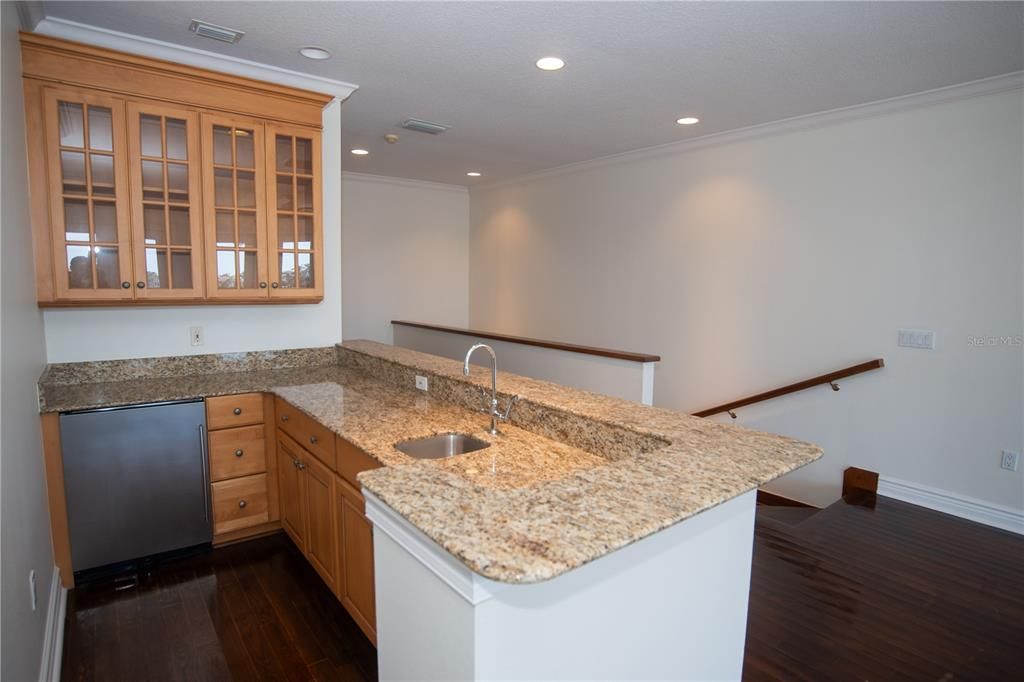 В аренду: $10,500 (4 спален, 3 ванн, 5073 Квадратных фут)