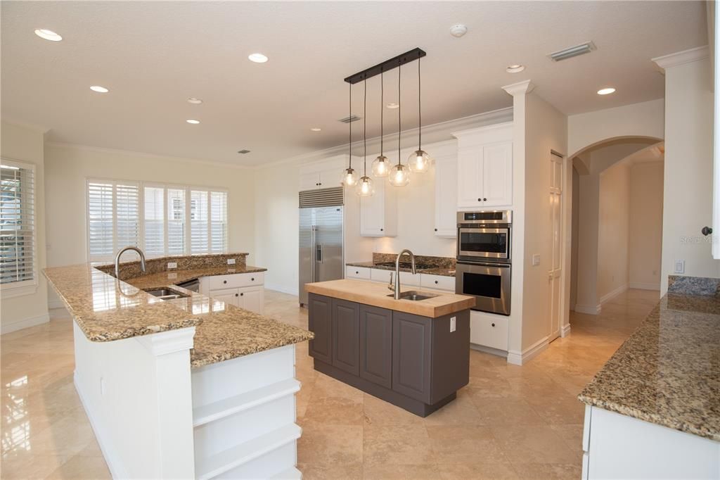 В аренду: $10,500 (4 спален, 3 ванн, 5073 Квадратных фут)