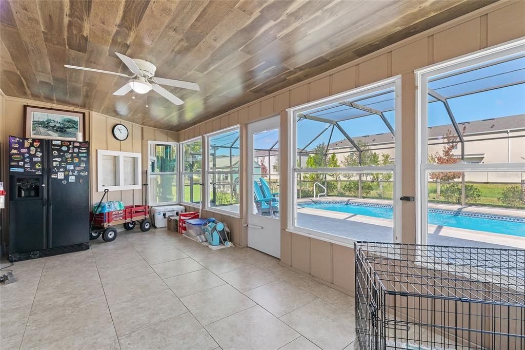 Activo con contrato: $420,000 (3 camas, 2 baños, 1738 Pies cuadrados)