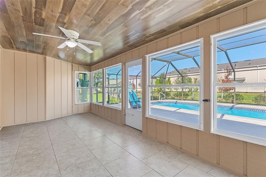 Activo con contrato: $420,000 (3 camas, 2 baños, 1738 Pies cuadrados)