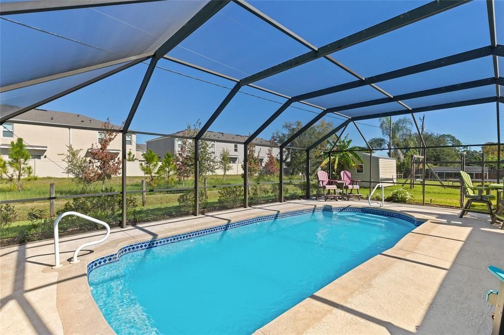 Activo con contrato: $420,000 (3 camas, 2 baños, 1738 Pies cuadrados)