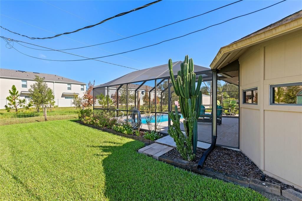 Activo con contrato: $420,000 (3 camas, 2 baños, 1738 Pies cuadrados)